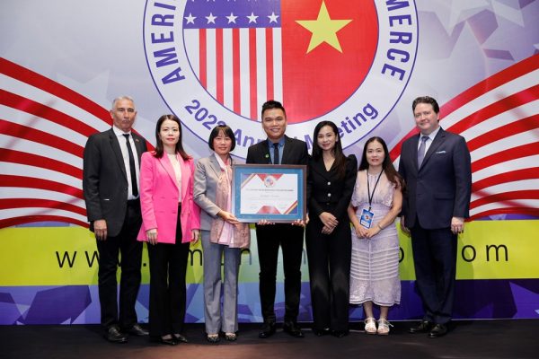 Herbalife Vietnam vinh du duoc trao giai thuong Trach Nhiem Xa Hoi Doanh Nghiep