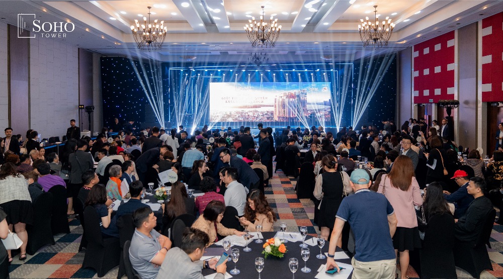 100% căn SOHO @ Heritage West Lake đã được đặt chỗ tại sự kiện giới thiệu độc quyền dự án 1 01. SOHO event