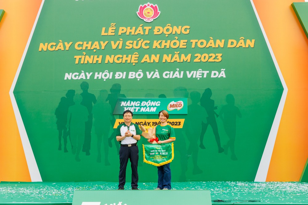 7.500 người tham gia Ngày hội đi bộ Nestlé MILO tại Nghệ An 7 HNHNH1
