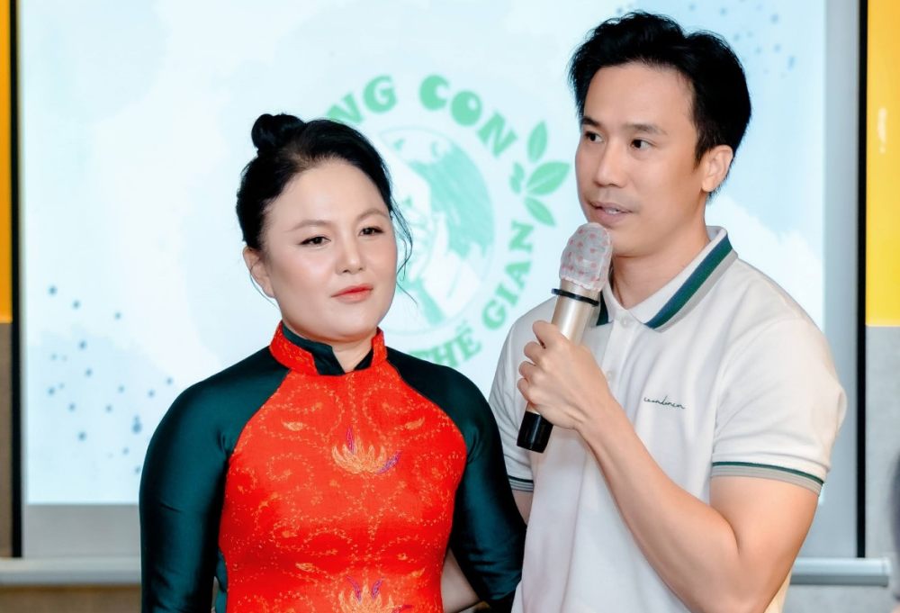 JM International Group cam kết bảo trợ 10 chuyến đi trao đổi văn hóa giáo dục cho Dự án Cùng Con Đi Khắp Thế Gian 2 Cung con di khap the gian Truong Ngoc Minh Dang