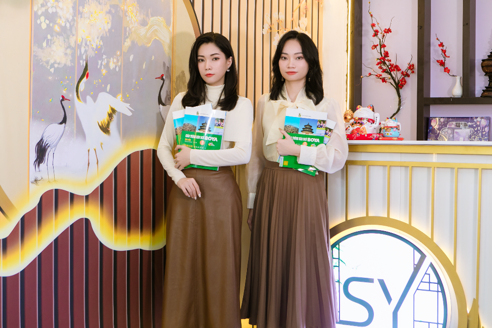 Cặp bài trùng nữ doanh nhân trẻ khởi nghiệp dạy Hoa ngữ 9 To Duyen Yen Nhi 2