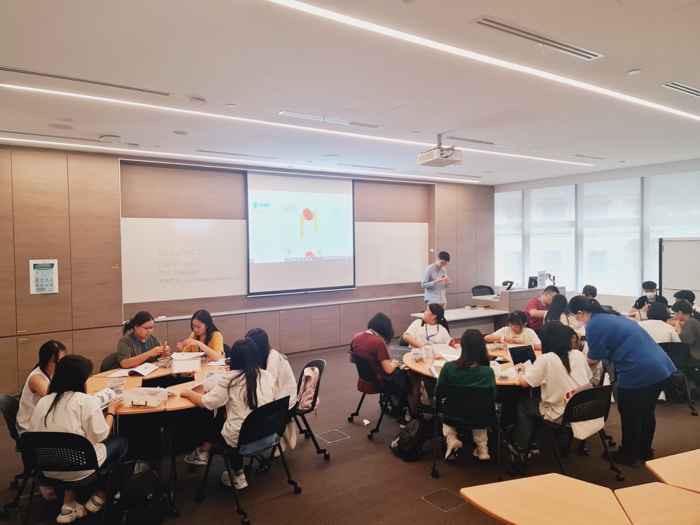 Khang Education du hoc Singapore 3
