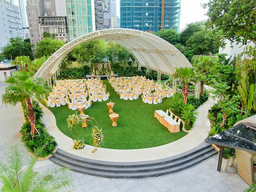 Bữa tiệc ẩm thực đầy sắc màu tại Khách sạn LOTTE Sài Gòn 8 Wedding Garden