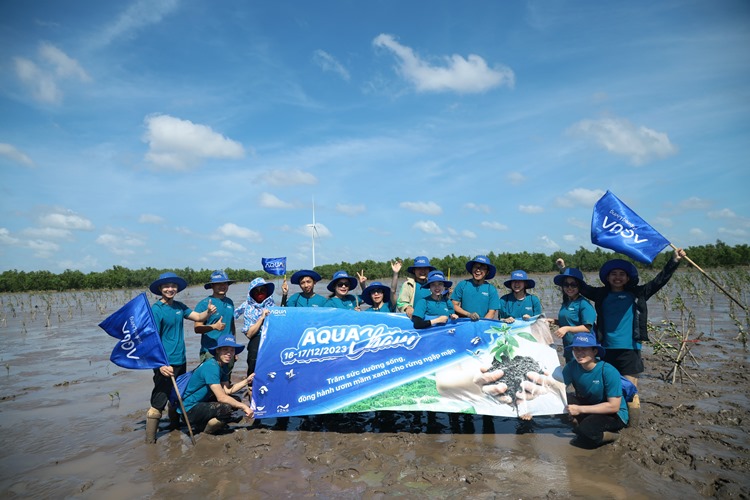 AQUA Cham Soc Trang Trong Rung vung Dat 3