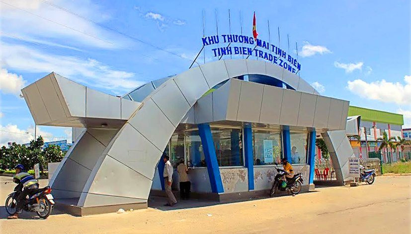 khu thuong mai Tinh Bien