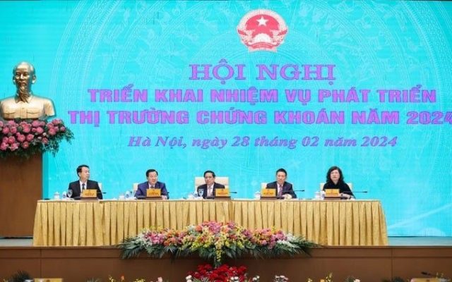 chung khoan 0944