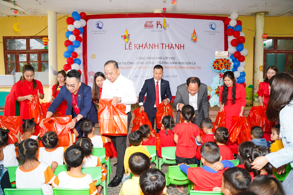 Generali Việt Nam và Quỹ BTTEVN khánh thành công trình lớp học, điểm trường Đồng Đờng, Đakrông, Quảng Trị 3 Generali