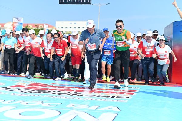 kinhtevadoanhnghiep.com Herbalife Tien Phong Marathon 4