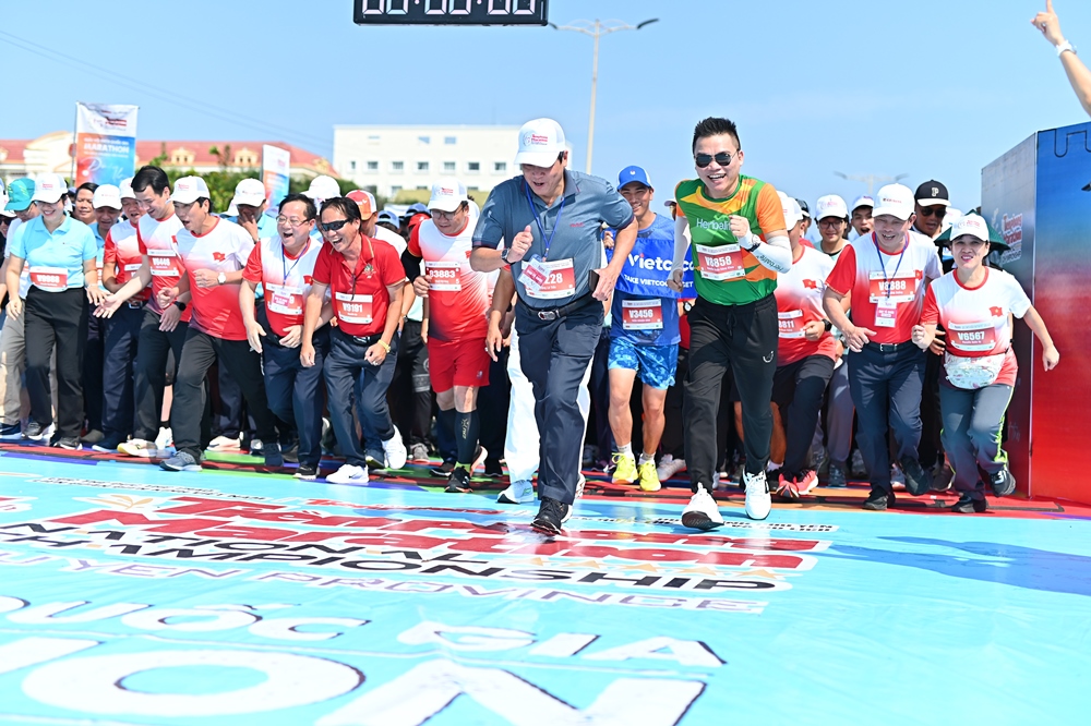 kinhtevadoanhnghiep.com Herbalife Tien Phong Marathon 4