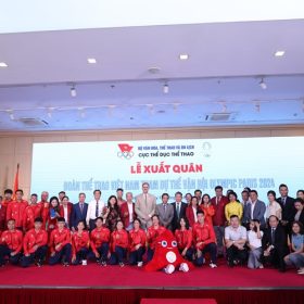 HBL Le xuat quan Olympic 2024 8