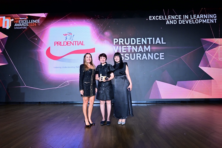 Prudential gianh giai thuong HR Excellence Awards 2024 Singapore