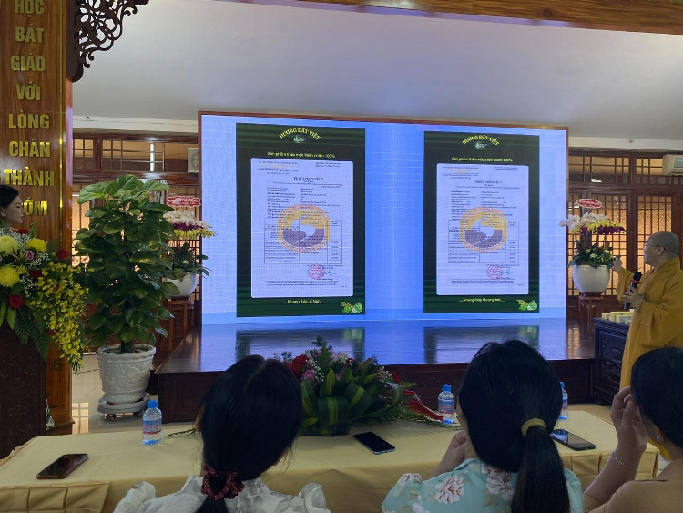 Ra mắt nhang và tinh dầu Hương Đất Việt: Sự lựa chọn an toàn từ tự nhiên 3 ra mat san pham thuong hieu Huong Dat Viet 3