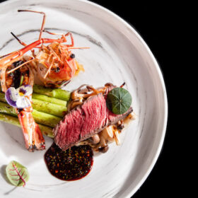 Trải nghiệm thực đơn Valentine theo phong cách đại dương cùng Vietnam House Restaurant 7 13.jpg