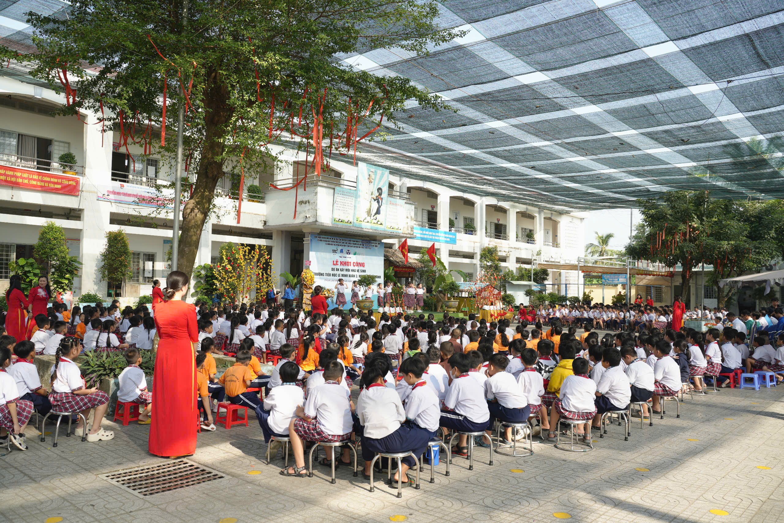 LE KHOI CONG NVS LE MINH XUAN 3 8