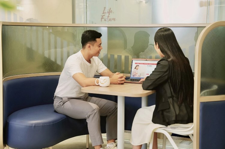 Prudential nhân rộng mô hình trung tâm chăm sóc khách hàng mới tại Lotte Mall Tây Hồ 3 Prudential