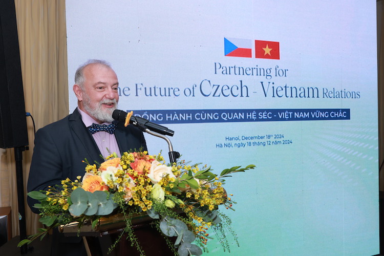 Kỷ niệm 75 năm quan hệ ngoại giao Séc – Việt Nam, Tập đoàn Sev.en Global Investments công bố kế hoạch đầu tư chiến lược tại Việt Nam 2 Tap doan Sev.en Global Investments 2