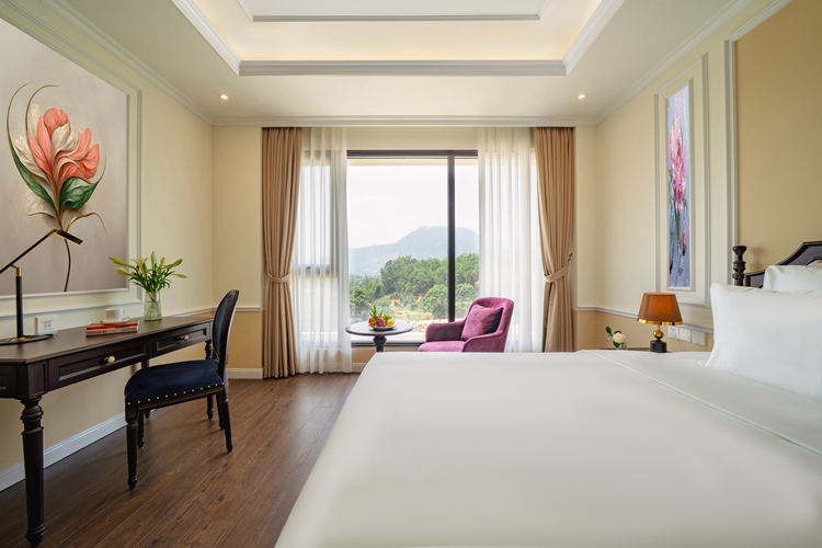 Venusgiti Hot Spring Resort Spa duoc thiet ke theo phong cach Tan co dien voi 9 can villa biet lap va 75 phong nghi tien nghi