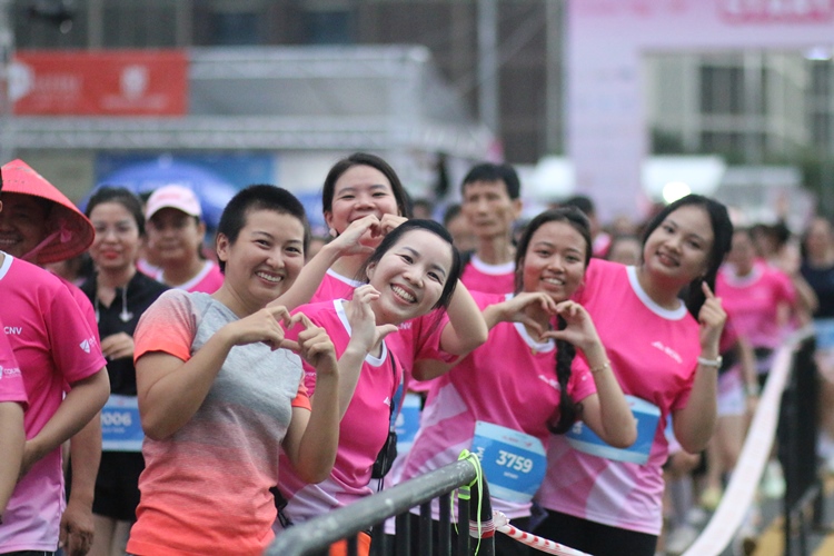 Su yeu thuong cho di la con mai