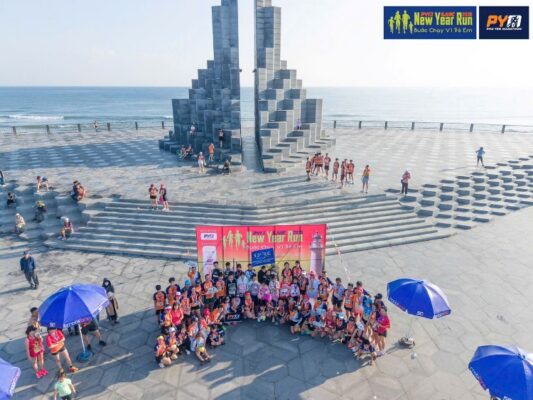 CLB Phu Yen Marathon to chuc thanh cong giai chay 8