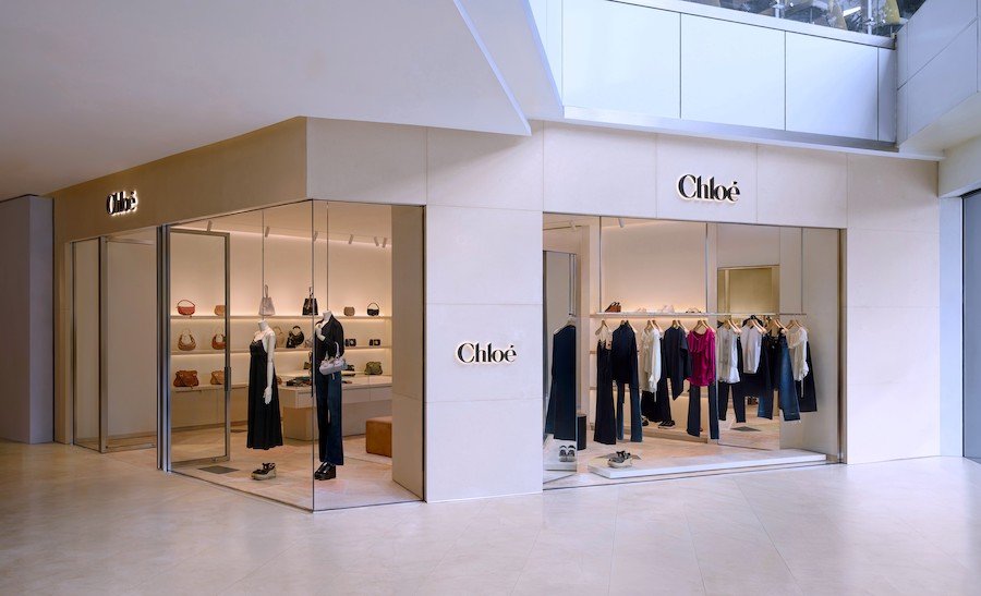 Chloe-02.jpeg 