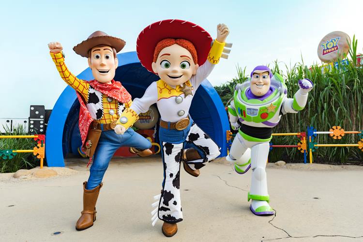 Su kien Pixar Summer Fest Giao luu voi cac nhan vat trong phim Toy Story tai Toy Story Land Credit Hong Kong Disneyland Resort