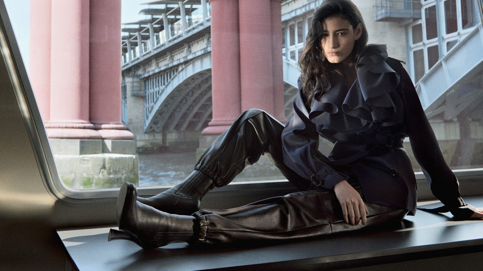 BURBERRY WINTER 2026: Một London nguyên bản được tái hiện qua lăng kính hiện đại 1 Beautylife_Burberry_5-scaled.jpg