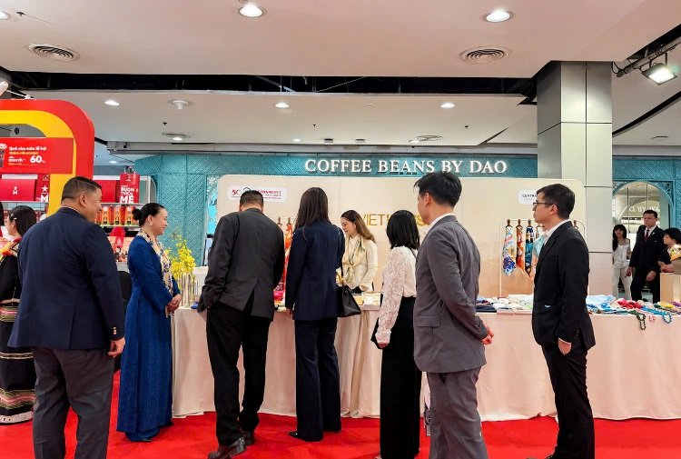 Viethouse Heritage Holdings mở rộng kết nối thị trường tại tuần Hàng Việt Nam tại Thái Lan 2026 2 Viethouse Heritage Holdings mo rong ket noi thi truong tai tuan Hang Viet Nam tai Thai Lan 2026 5