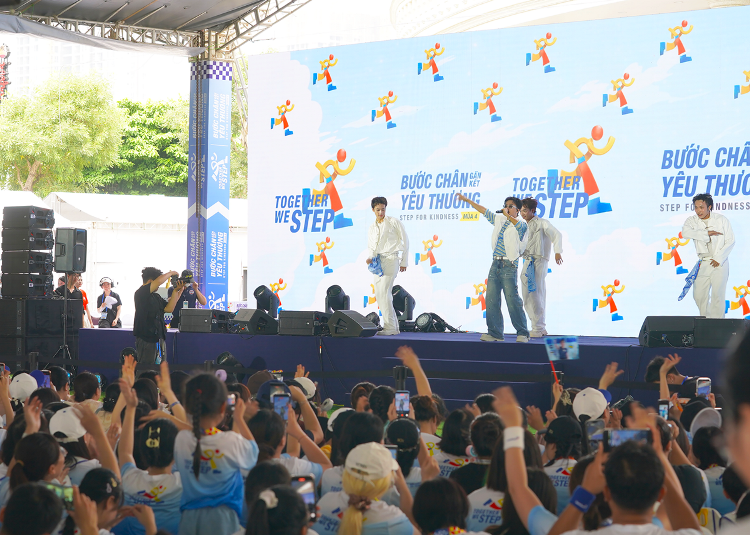 CapitaLand 7